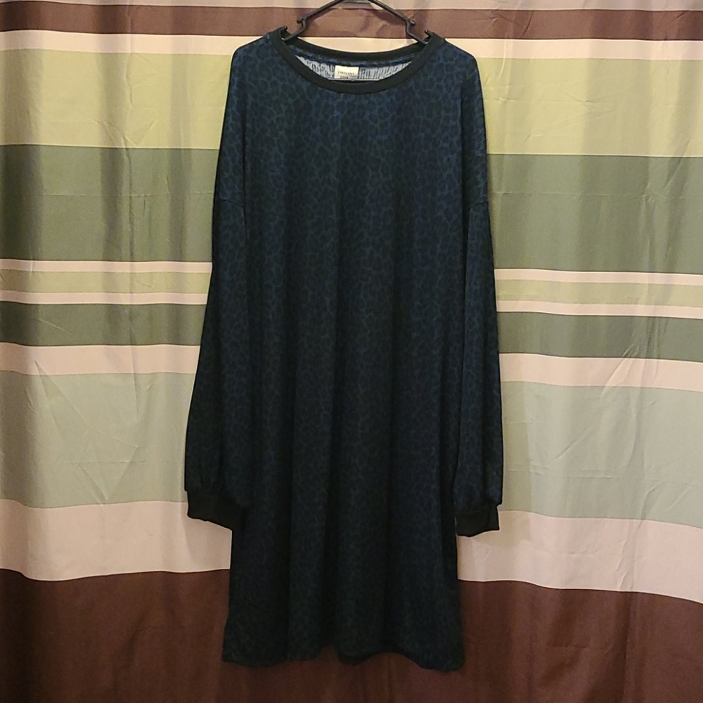 Crescent Drive Teal Cheetah Dress
